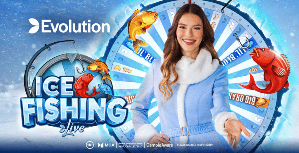 แบนเนอร์โปรโมชันเกม Ice Fishing Live ของ Evolution Gaming มีโลโก้ Evolution มุมบนซ้าย วงล้อรางวัลธีมฤดูหนาวพร้อมปลาการ์ตูนและเบ็ดตกปลา ดีลเลอร์สวมชุดฤดูหนาวสีฟ้าอยู่ด้านขวา มีข้อความไตเติลเกมและไอคอนการรับรอง (18+, MGA, GambleAware) บนพื้นหลังน้ำแข็งสีน้ำเงิน สื่อถึงการสมัครสมาชิกที่ง่ายและรวดเร็ว